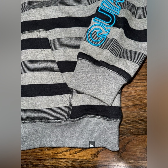 Quicksilver Sherpa Lined Skater Boys Hoodie 10/12 (runs big) like 12/14 - Picture 3 of 4